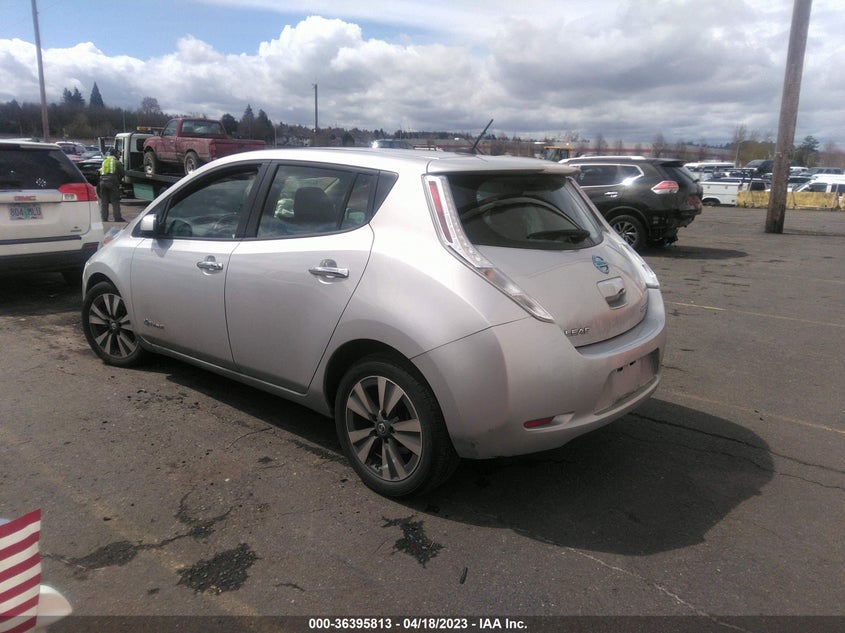 VIN 1N4BZ0CP3HC300977 2017 NISSAN LEAF SV
