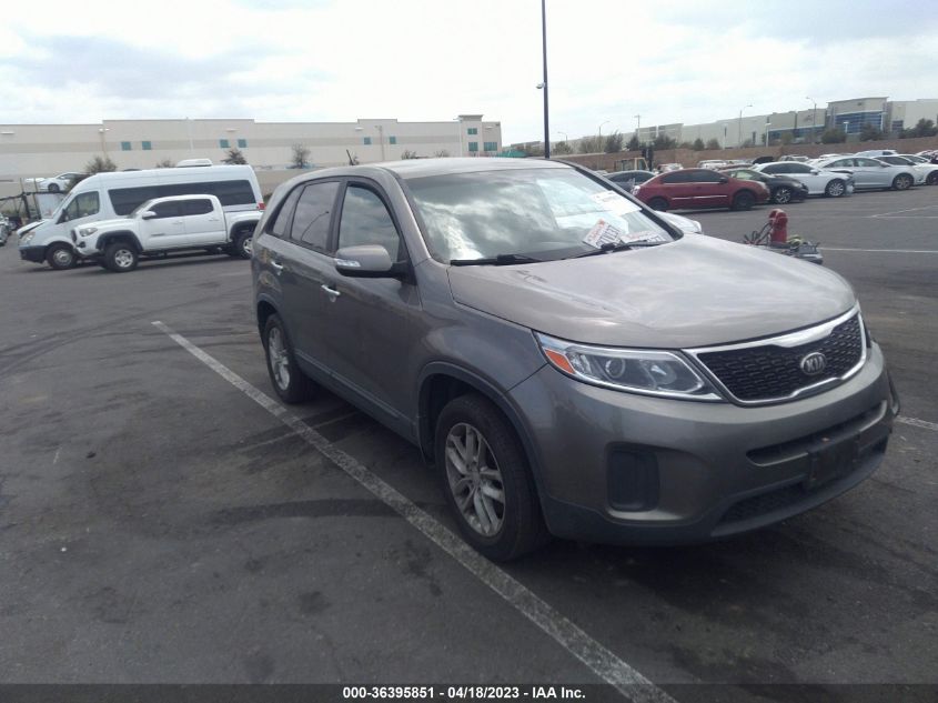 2014 KIA SORENTO LX - 5XYKT3A64EG483143