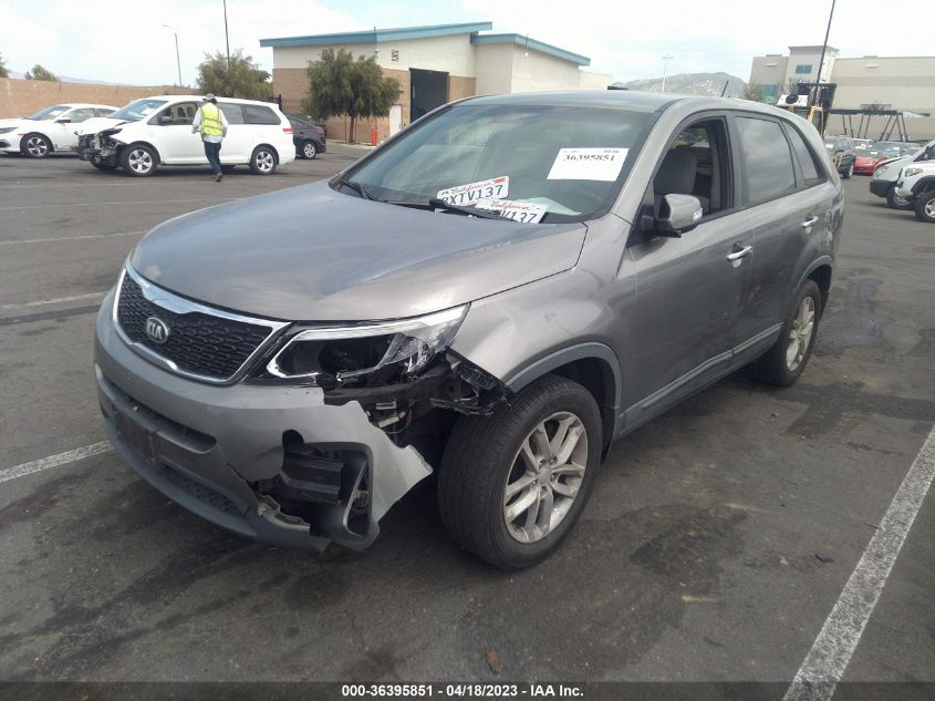 2014 KIA SORENTO LX - 5XYKT3A64EG483143