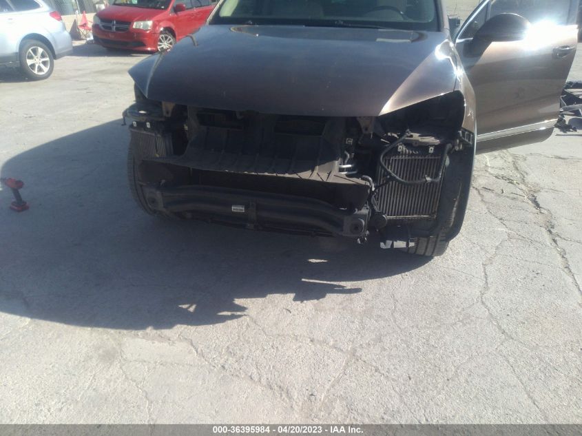 2013 VOLKSWAGEN TOUAREG LUX WVGEP9BP4DD013179