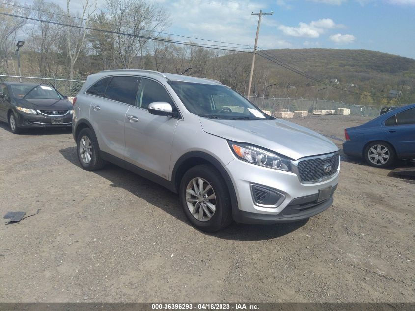 2016 KIA SORENTO LX - 5XYPGDA35GG094892