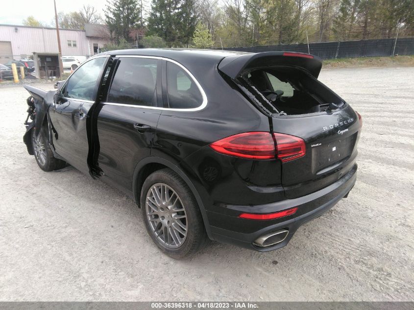 2016 PORSCHE CAYENNE WP1AA2A28GKA16053