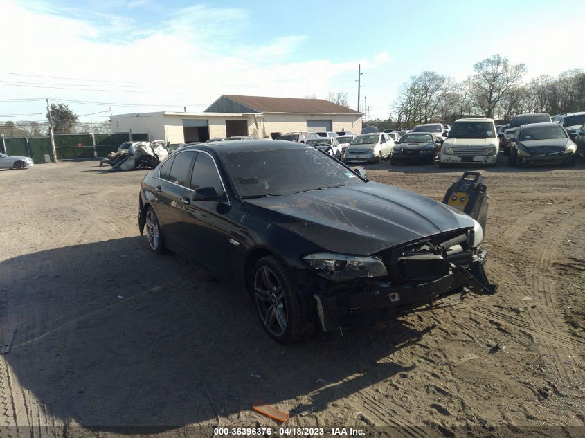 2013 BMW 5 SERIES 528I XDRIVE - WBAXH5C5XDD109623