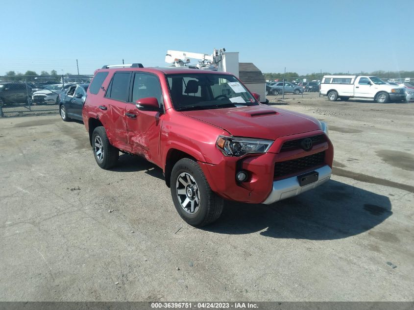 2018 TOYOTA 4RUNNER SR5 - JTEBU5JR5J5521643