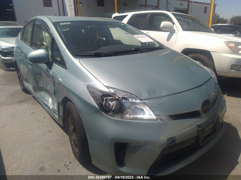 2015 TOYOTA PRIUS FOUR - JTDKN3DUXF1996628