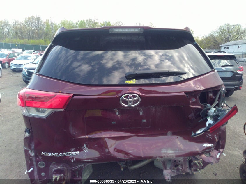 VIN 5TDBZRFH1JS911131 2018 TOYOTA HIGHLANDER LE