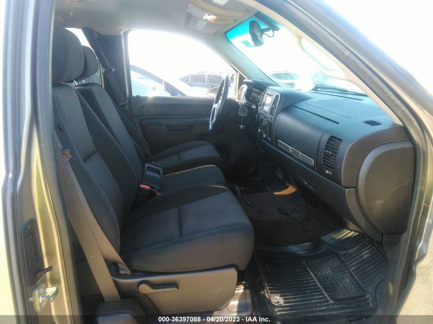 2013 CHEVROLET SILVERADO 1500 LT - 1GCRKSE73DZ215943