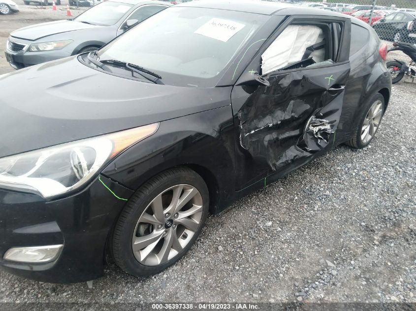 2017 HYUNDAI VELOSTER - KMHTC6AD3HU316551