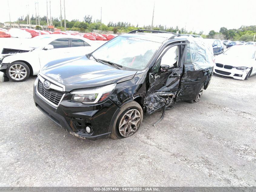 2021 SUBARU FORESTER PREMIUM - JF2SKAFC9M8438003