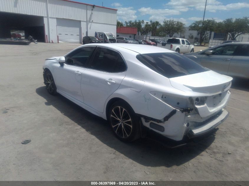 2018 TOYOTA CAMRY LE/SE/XLE/L - 4T1B11HK9JU555892