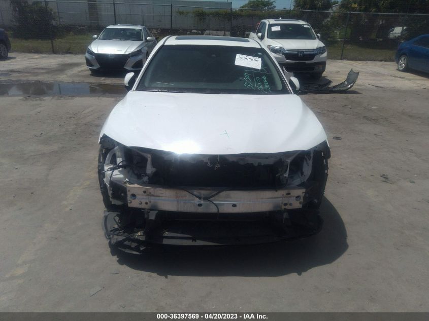 2018 TOYOTA CAMRY LE/SE/XLE/L - 4T1B11HK9JU555892