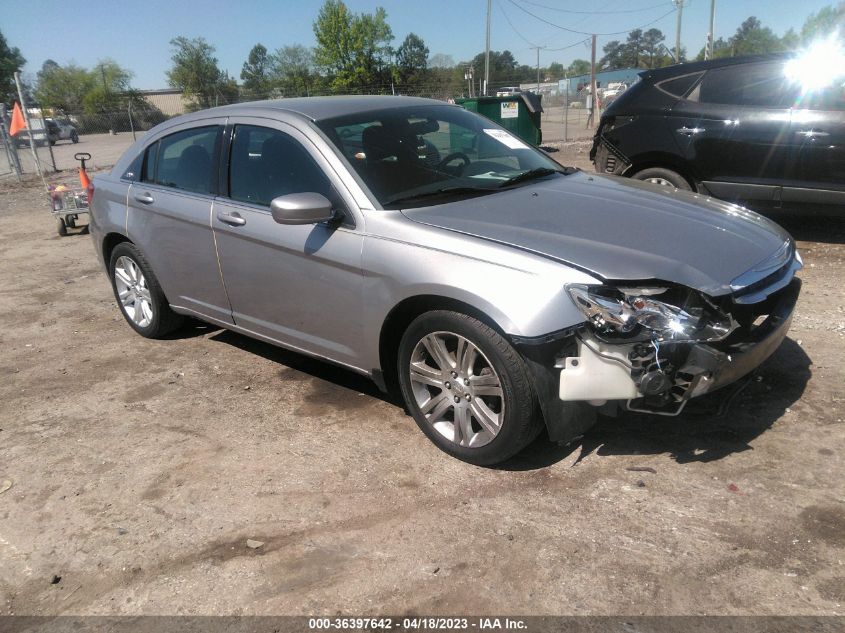 2013 CHRYSLER 200 TOURING - 1C3CCBBB2DN734733