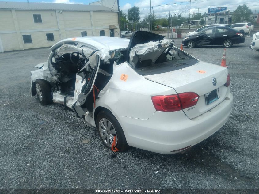 2014 VOLKSWAGEN JETTA SEDAN S - 3VW2K7AJXEM374085