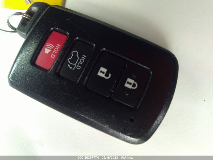 2016 TOYOTA RAV4 HYBRID XLE - JTMRJREVXGD001799