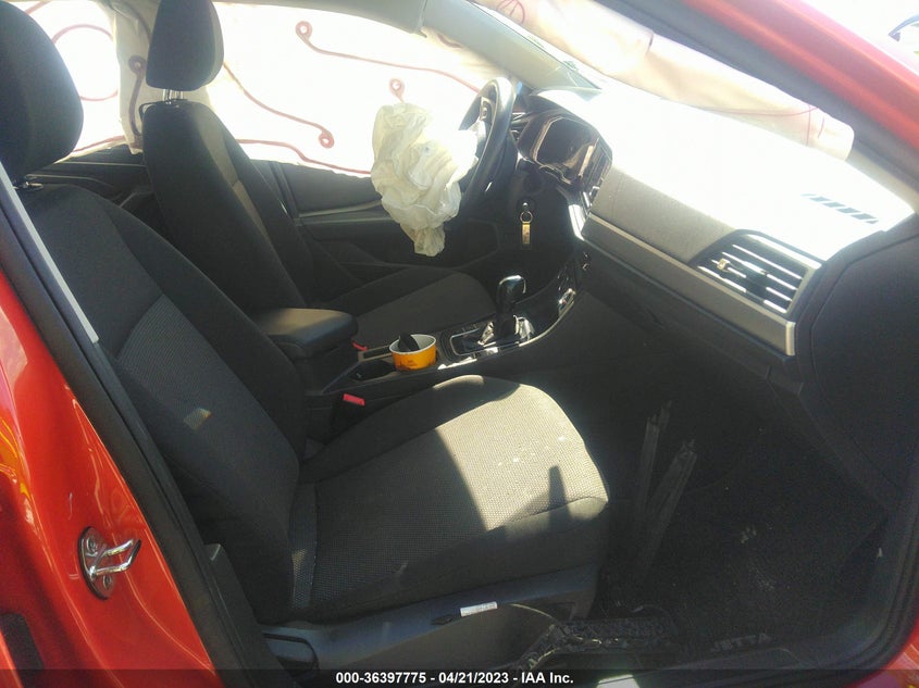 VIN 3VWC57BU0KM110101 2019 VOLKSWAGEN JETTA S/SE/R-LINE