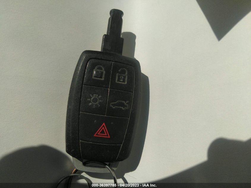 2013 VOLVO C30 T5 - YV1672MK7D2309370