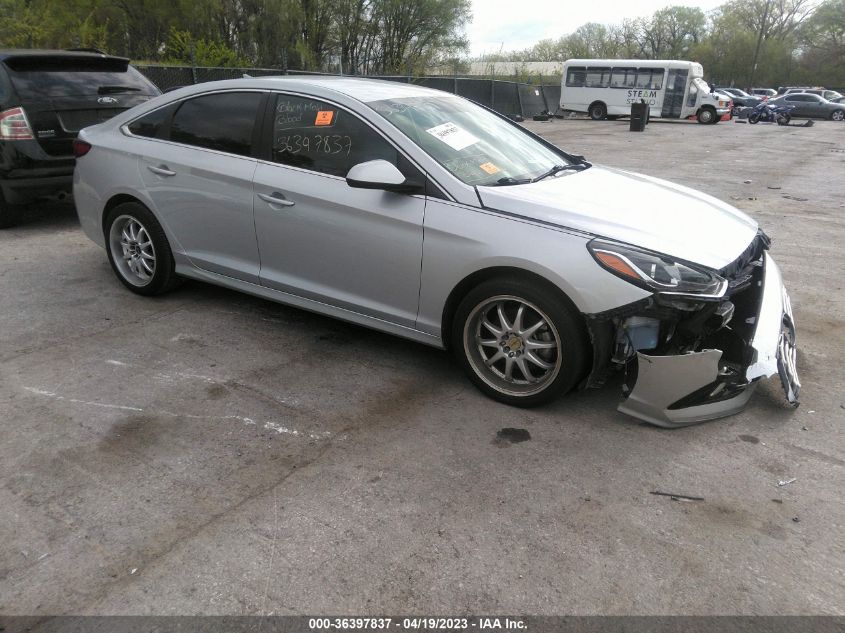 2018 HYUNDAI SONATA SE - 5NPE24AF6JH678296