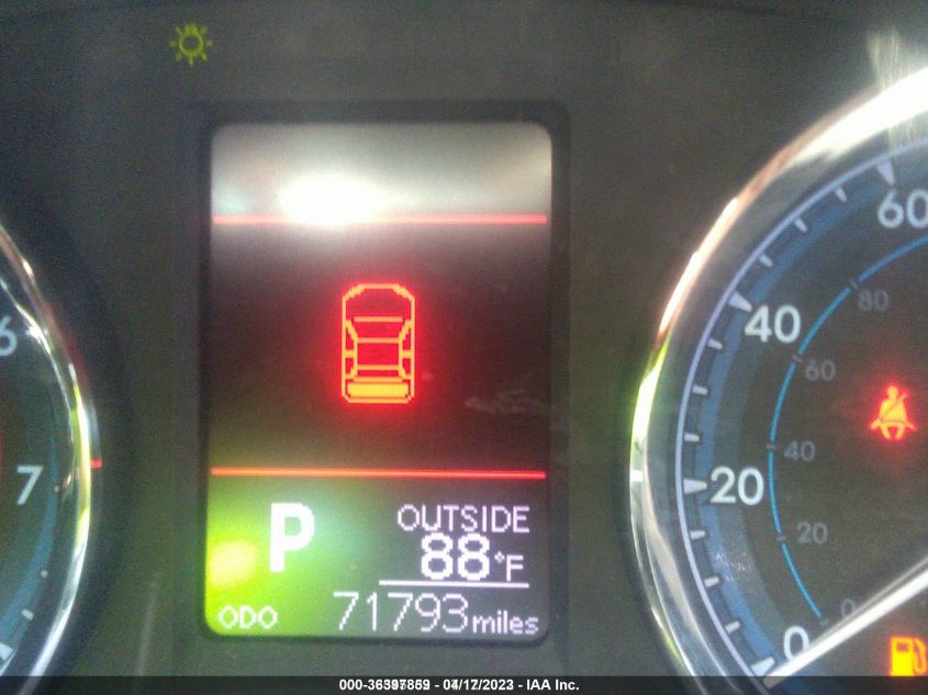 2019 TOYOTA COROLLA LE - 2T1BURHE8KC221047