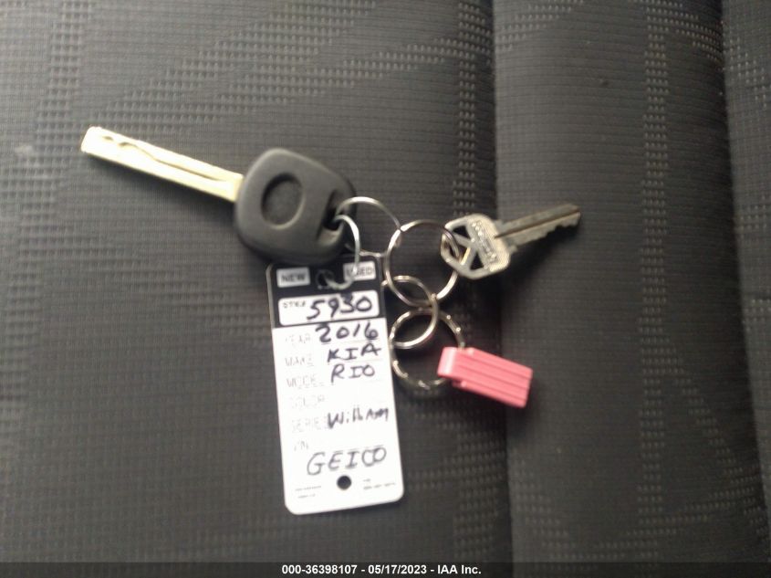 2016 KIA RIO LX - KNADM5A33G6583177