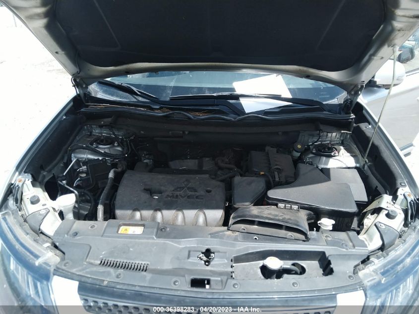 2019 MITSUBISHI OUTLANDER SE/SEL/LE - JA4AD3A37KZ006132