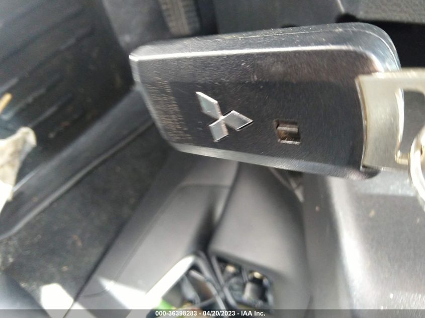 2019 MITSUBISHI OUTLANDER SE/SEL/LE - JA4AD3A37KZ006132