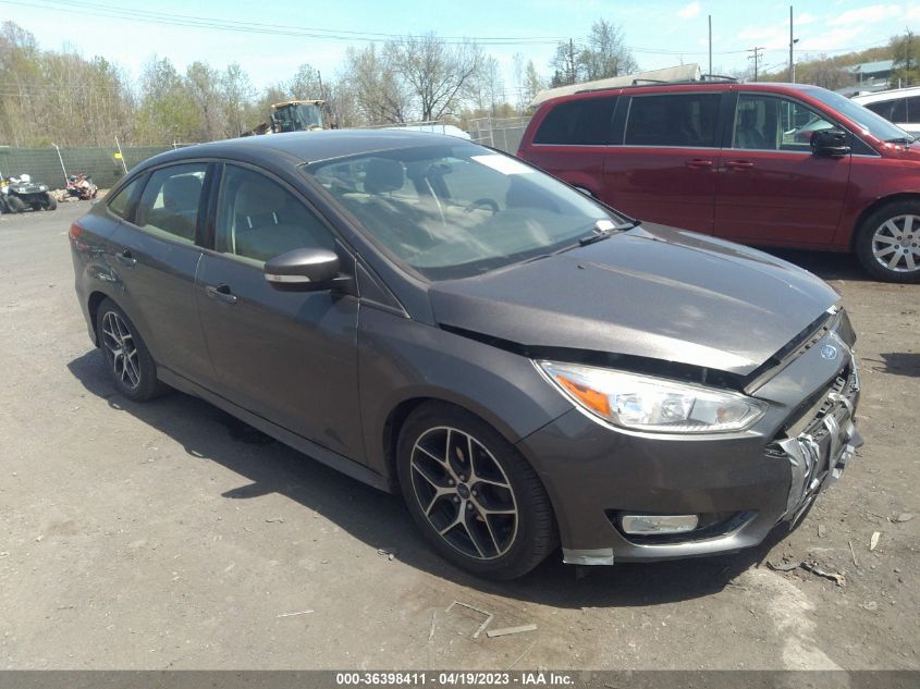 2015 FORD FOCUS SE - 1FADP3F29FL273037