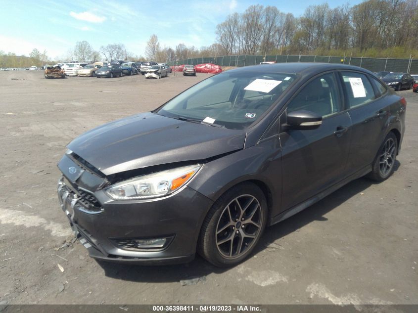 2015 FORD FOCUS SE - 1FADP3F29FL273037