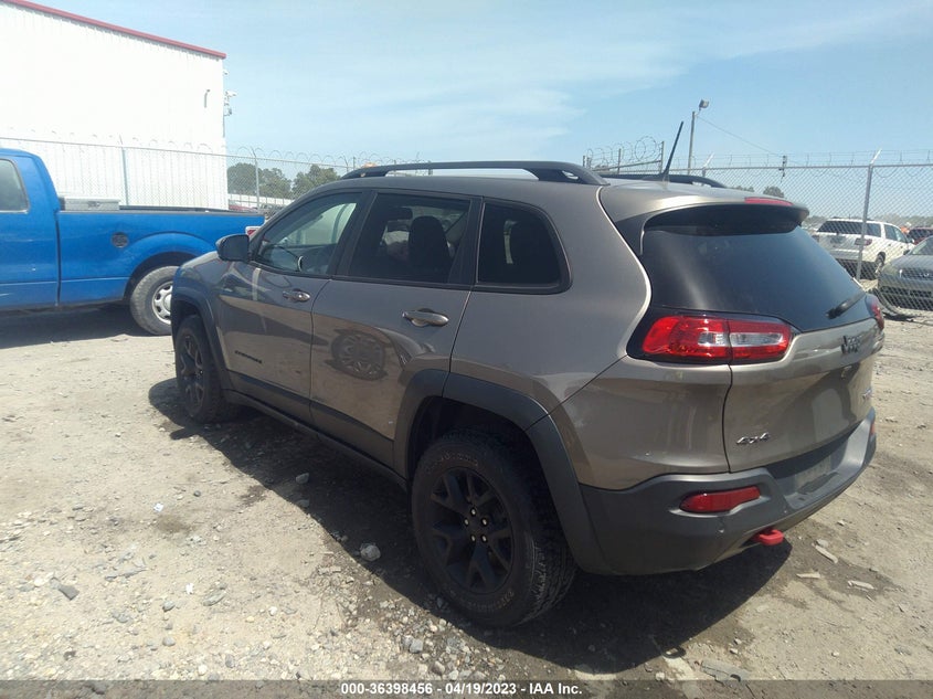 VIN 1C4PJMBS7HW612383 2017 JEEP CHEROKEE TRAILHAWK L PLUS