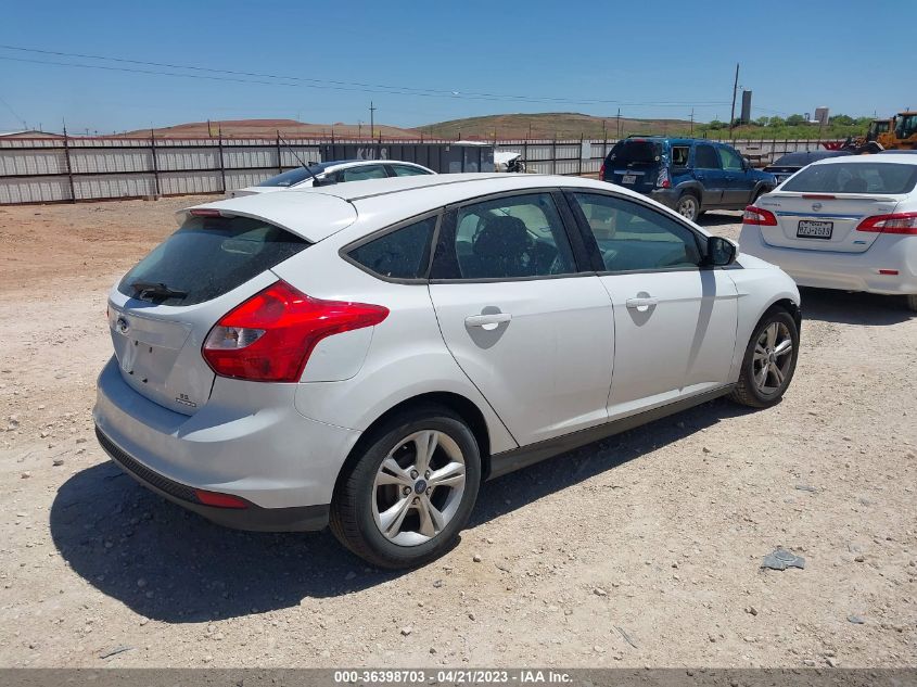 2014 FORD FOCUS SE - 1FADP3K21EL400092