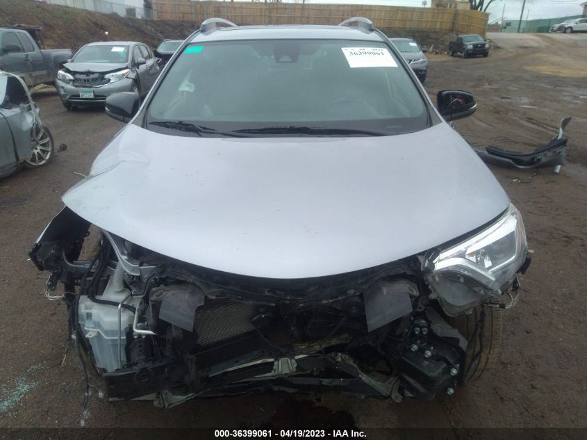 2018 TOYOTA RAV4 SE - JTMJFREV6JD232396