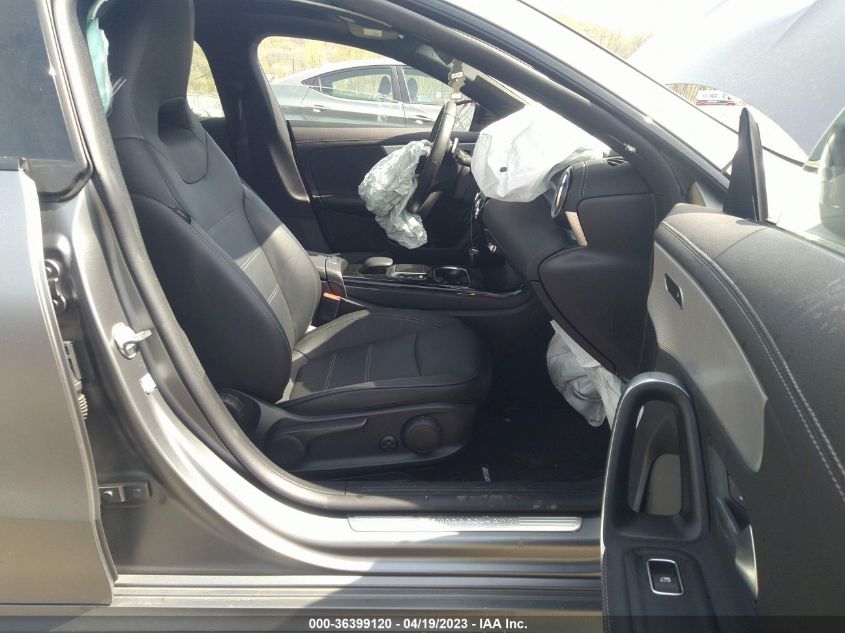 2022 MERCEDES-BENZ CLA CLA 250 - W1K5J4HB0NN300069