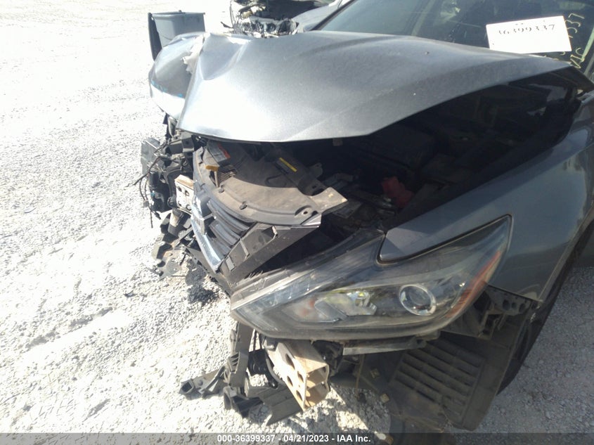 VIN 1N4AL3AP0HC260813 2017 NISSAN ALTIMA 2.5 SR