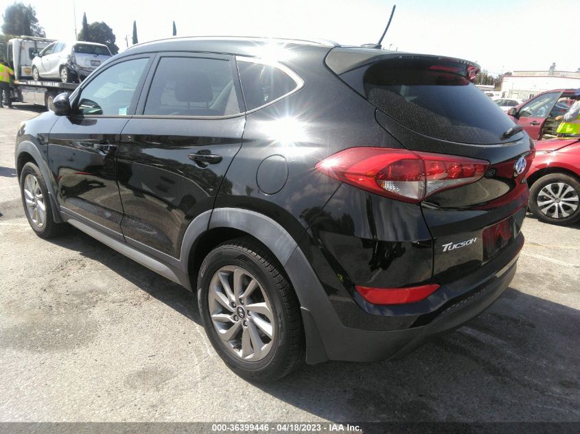 2017 HYUNDAI TUCSON SE - KM8J33A44HU355686