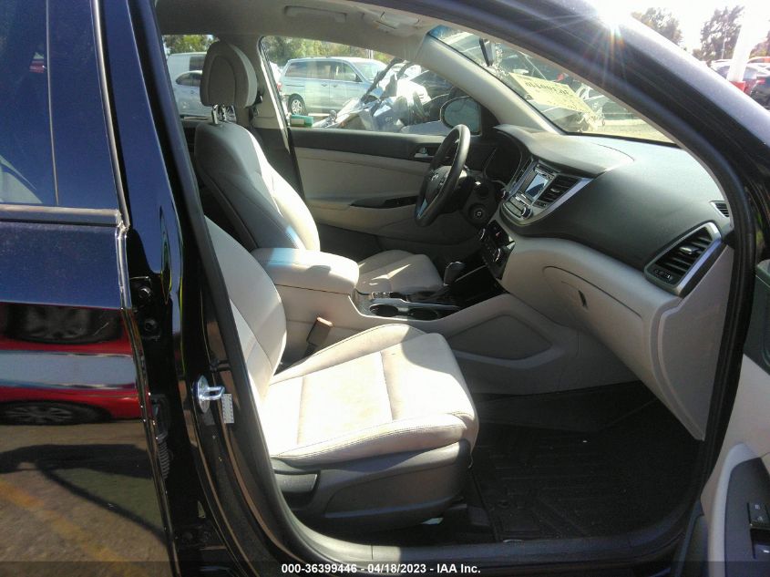 2017 HYUNDAI TUCSON SE - KM8J33A44HU355686