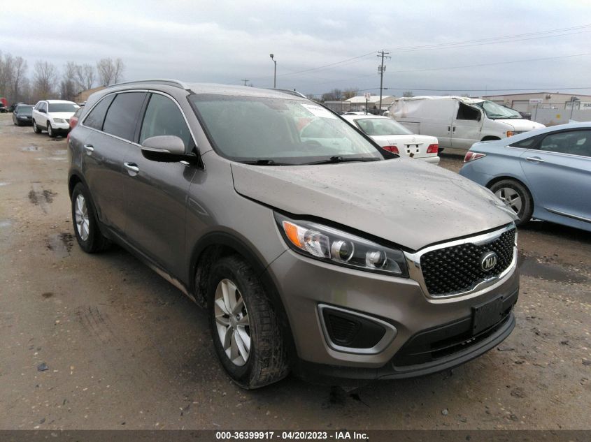 VIN 5XYPG4A37GG030062 2016 KIA SORENTO no.1