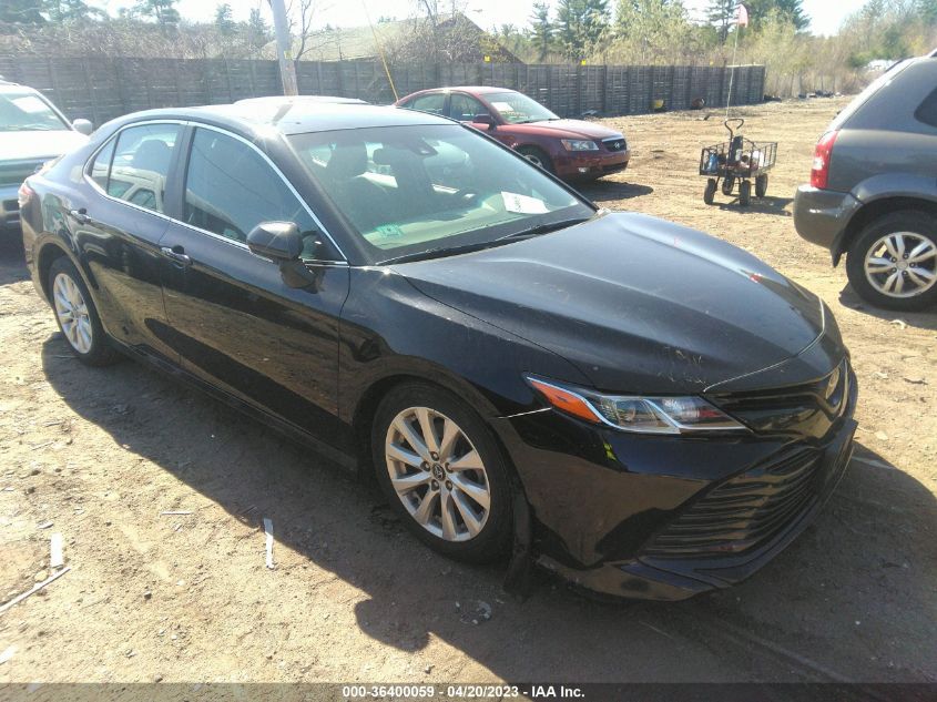 2018 TOYOTA CAMRY LE - 4T1B11HK8JU511009