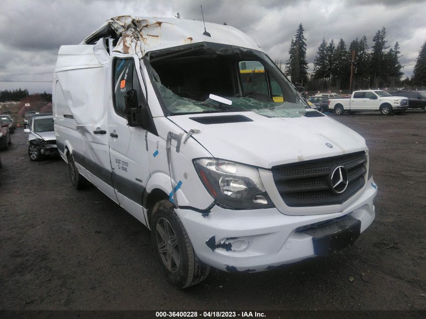 2015 MERCEDES-BENZ SPRINTER CARGO VANS - WD3PE8CC1FP139763