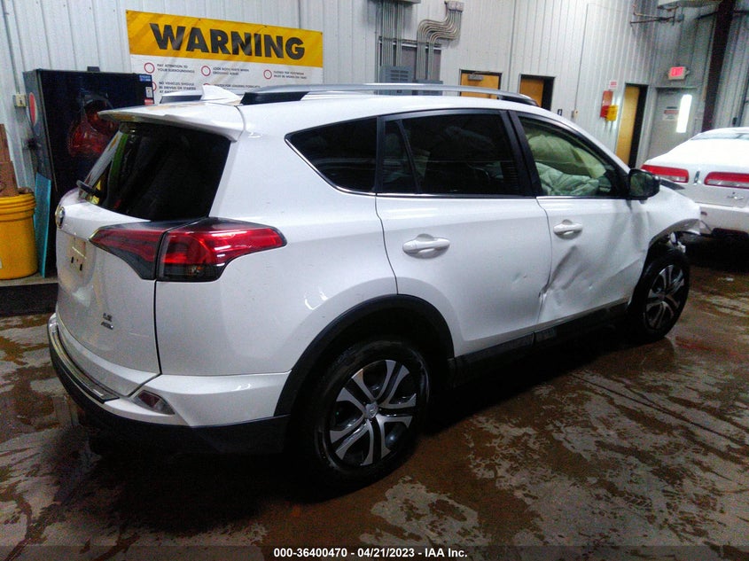 VIN JTMBFREV0HJ118457 2017 TOYOTA RAV4 LE