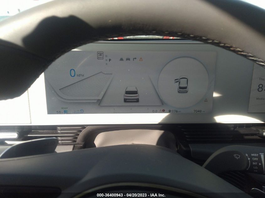 2022 HYUNDAI IONIQ 5 SE - KM8KM4AE9NU080263