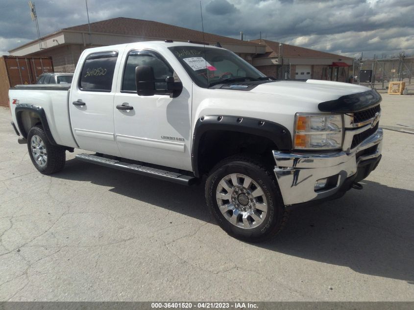 2014 CHEVROLET SILVERADO 2500HD LT - 1GC1KXC82EF120900
