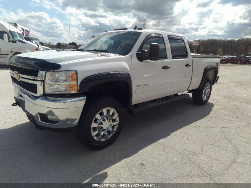 2014 CHEVROLET SILVERADO 2500HD LT - 1GC1KXC82EF120900