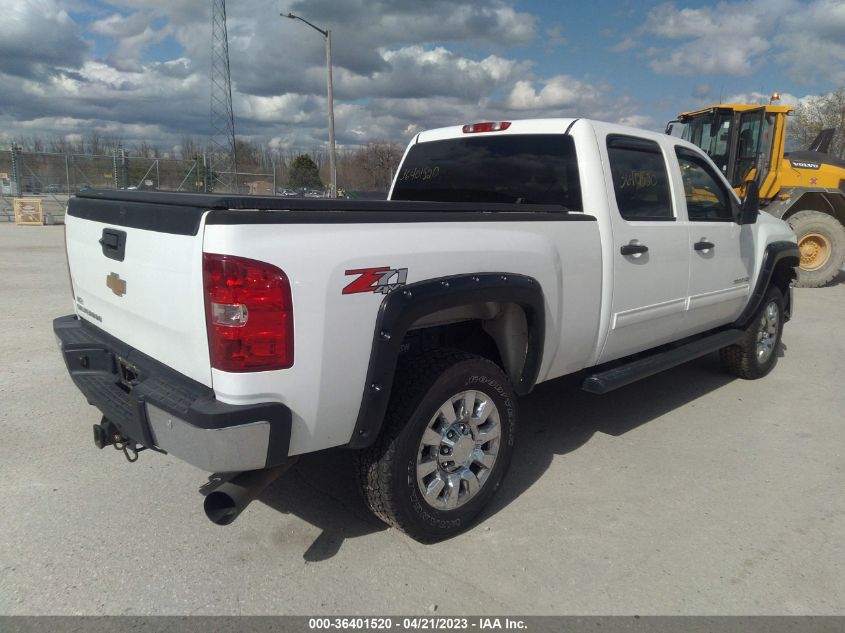 2014 CHEVROLET SILVERADO 2500HD LT - 1GC1KXC82EF120900