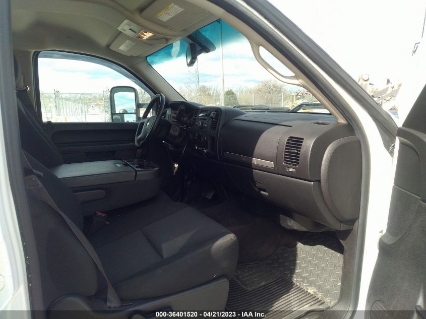 2014 CHEVROLET SILVERADO 2500HD LT - 1GC1KXC82EF120900
