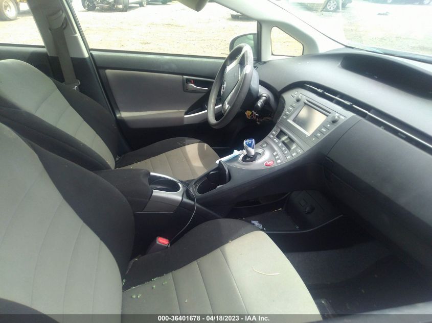 2015 TOYOTA PRIUS FOUR - JTDKN3DU5F0469991