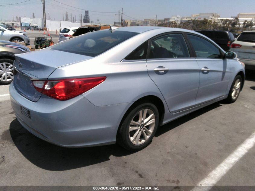 VIN 5NPEB4ACXDH737926 2013 HYUNDAI SONATA no.4