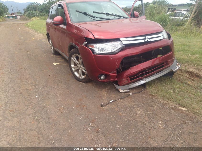 2015 MITSUBISHI OUTLANDER SE - JA4AD3A31FZ006861