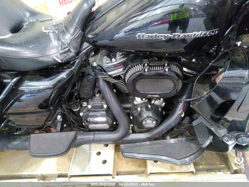 2020 HARLEY-DAVIDSON FLTRK - 1HD1KZF11LB634881