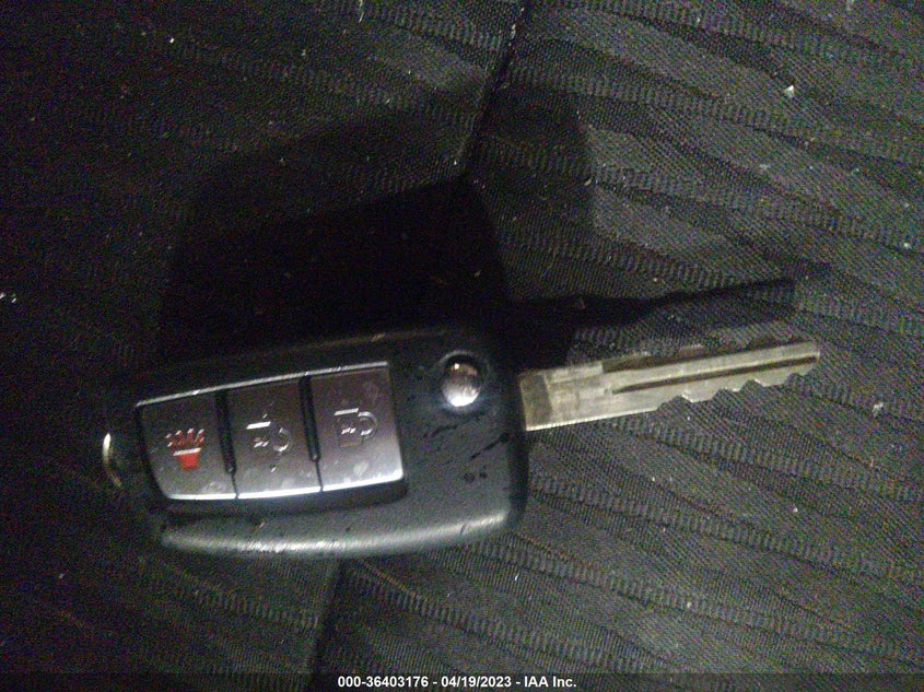 VIN 5N1AT2MV2KC823572 2019 NISSAN ROGUE S