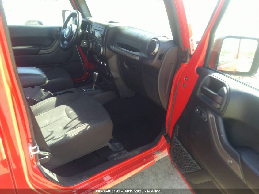 2017 JEEP WRANGLER UNLIMITED SPORT - 1C4BJWDG7HL755043