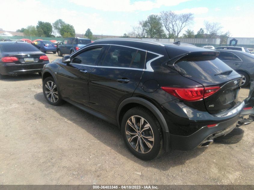 2017 INFINITI QX30 PREMIUM - SJKCH5CRXHA021907